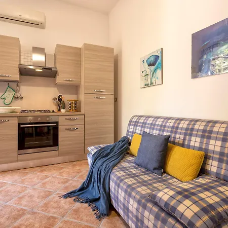 Sardinia Re - Al Porto Дом отдыха Альгеро