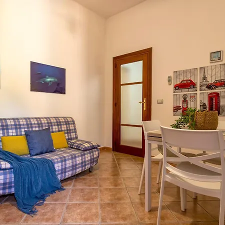 Sardinia Re - Al Porto * ألغيرو