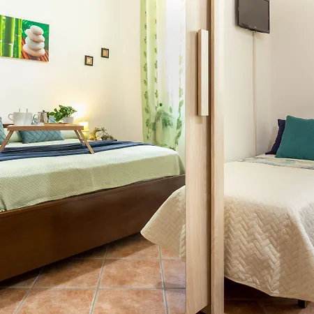 Sardinia Re - Al Porto * ألغيرو